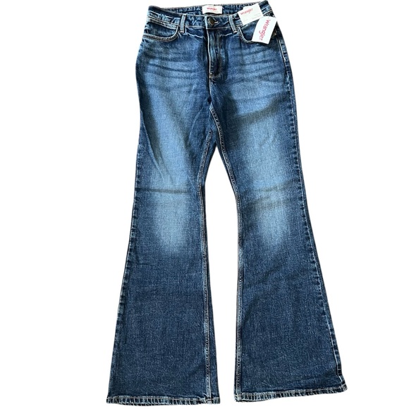 Wrangler Women’s High Rise Fierce Flare Jeans 6 28 NWT - Picture 2 of 7